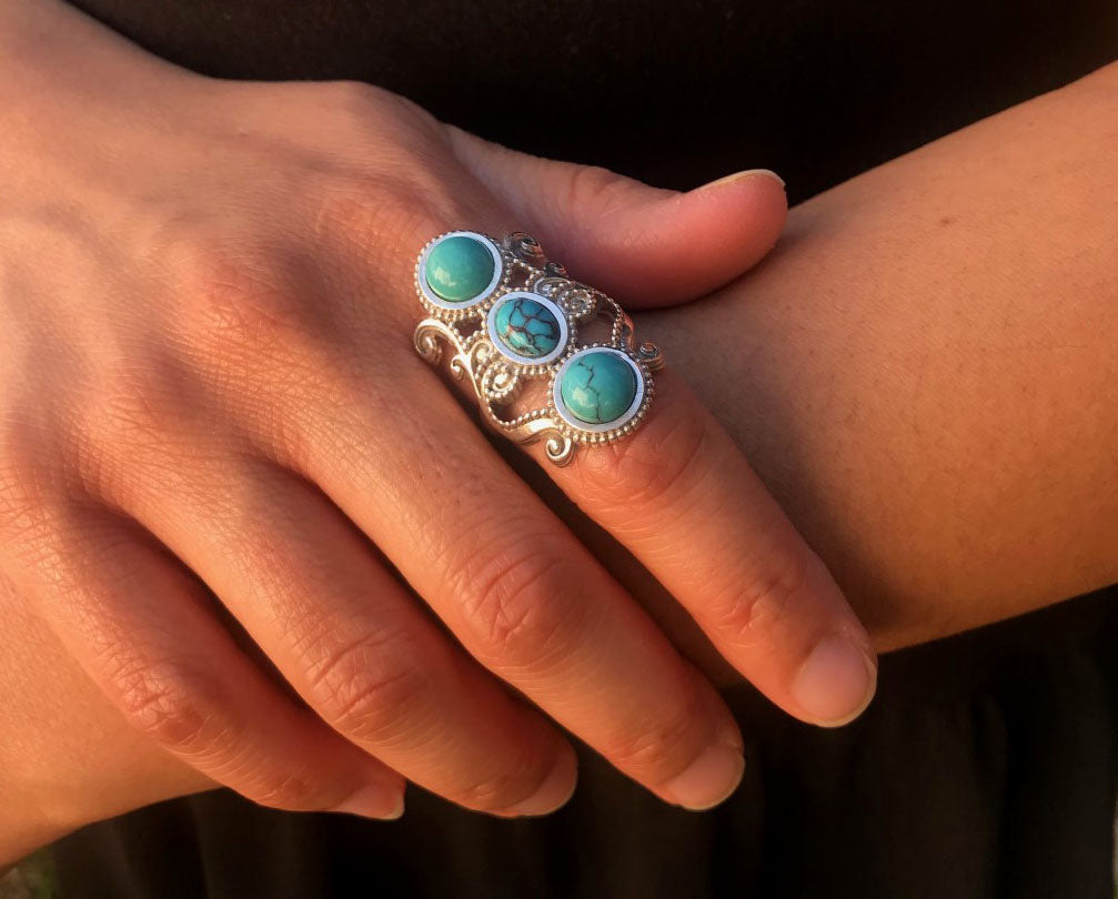 AVALON RING – Hawks Martin